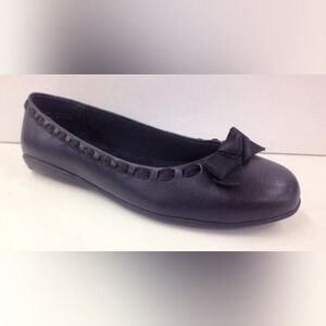 WALKING CRADLES FAWN SLIP-ON LEATHER FLATS. SIZE 7B.